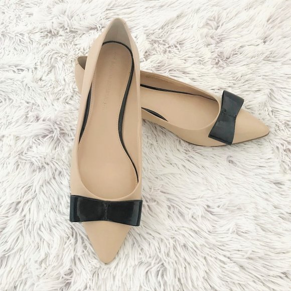 Banana Republic Shoes - Banana Republic Carter Flats Size 10